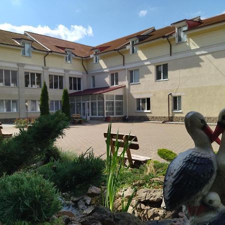 Zhyttedar Ulanov Luaran gambar