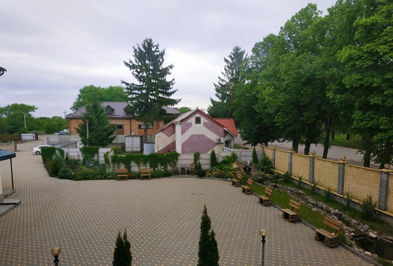 Zhyttedar Ulanov Luaran gambar