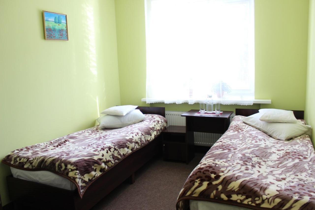 Zhyttedar Ulanov Luaran gambar